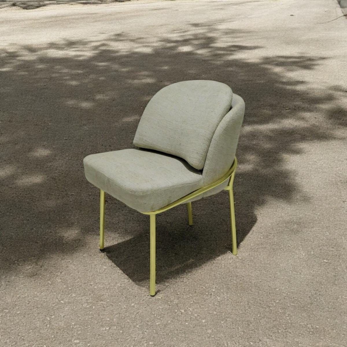 Curved Back Dining Chair