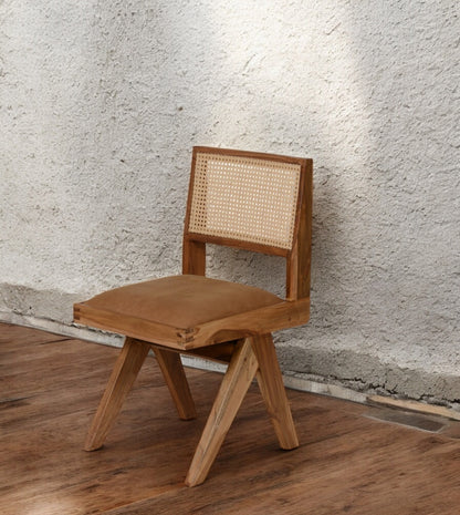 1956 dining chair - Ipse Ipsa Ipsum