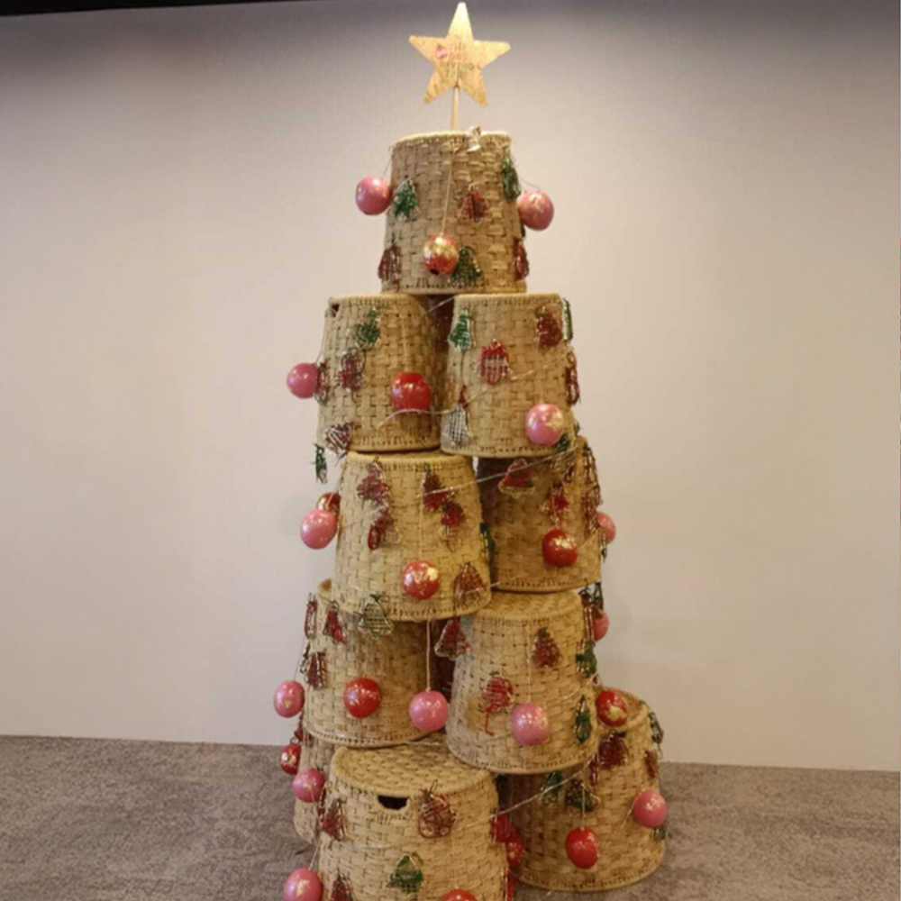 DBS Circular Christmas Tree