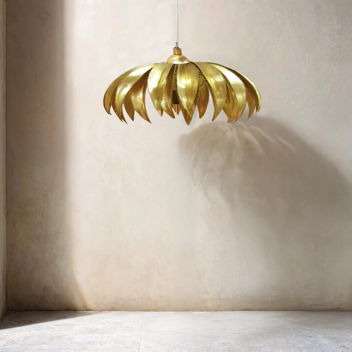 Palm Bloom Hanging Lamp