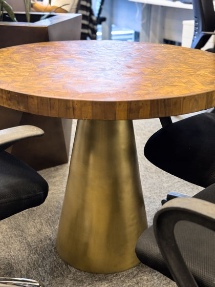 ViewQwest - Office in a Garden