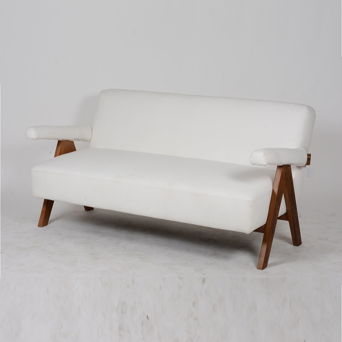 1956 double seater sofa - Ipse Ipsa Ipsum