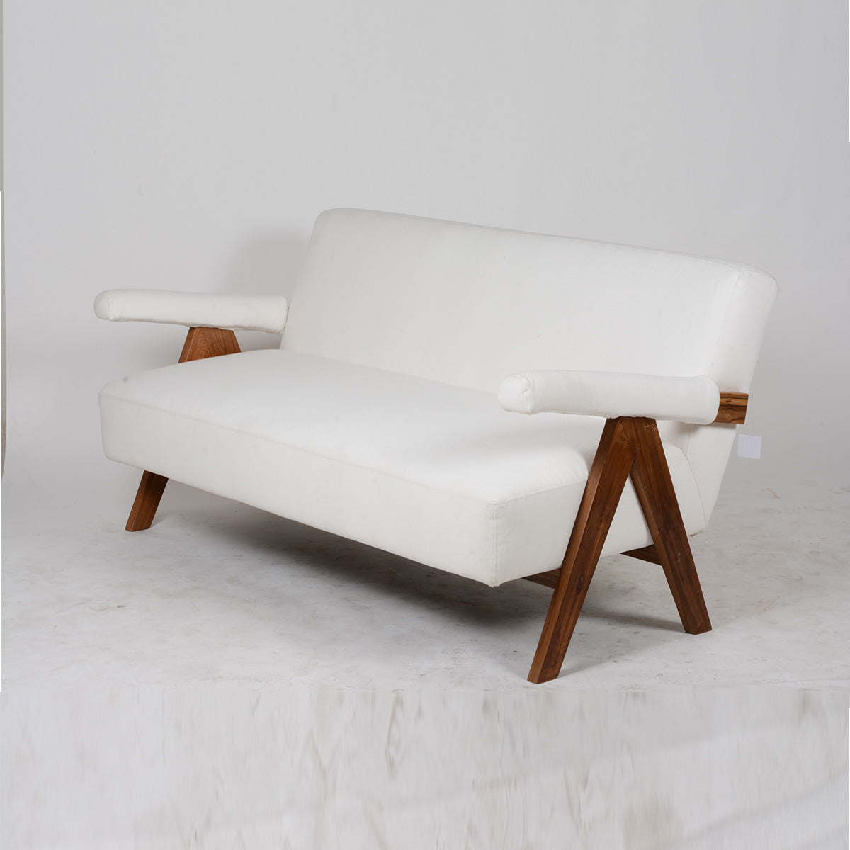 1956 double seater sofa - Ipse Ipsa Ipsum