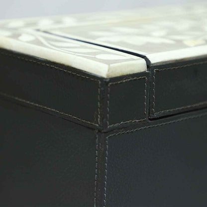 3-in-1 Console - ipse ipsa ipsum