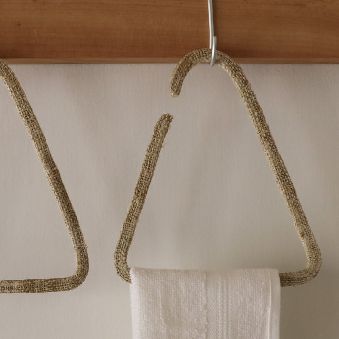 Hemp Triangle Hanger - ipse ipsa ipsum